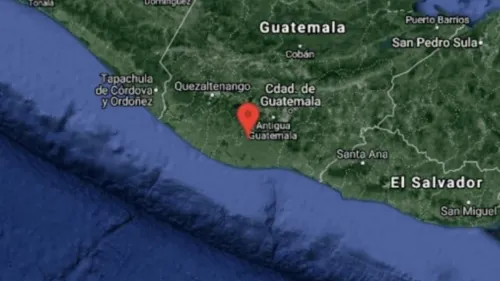 Fuerte sismo de 5.5 grados estremece Guatemala