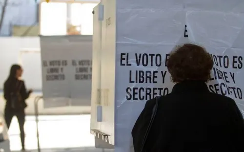INE aprueba que elecciones en Hidalgo y Coahuila se lleven a cabo el 18 de octubre