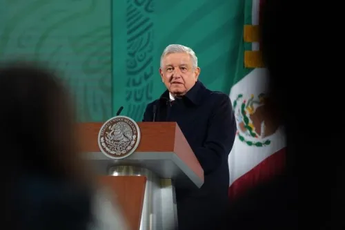 “Está de moda la censura”: AMLO rechazó suspender la transmisión de las “mañaneras” como pide el