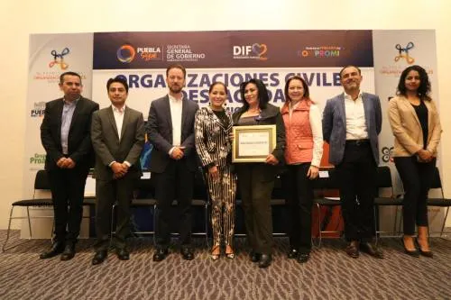 Dinorah López reconoce labor de las organizaciones civiles