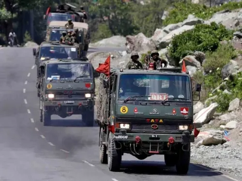 India y China despliegan ejércitos en frontera; aumenta tensión