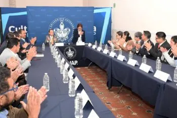 Toma protesta la rectora Cedillo a los integrantes del Consejo de Extensión y Difusión de la Cultura