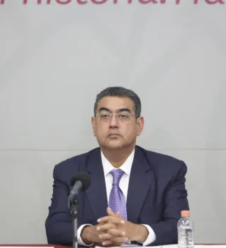 Todo mundo sigue firme en el gabinete : Céspedes Peregrina