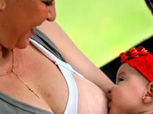 Madres lactantes son minoría en México