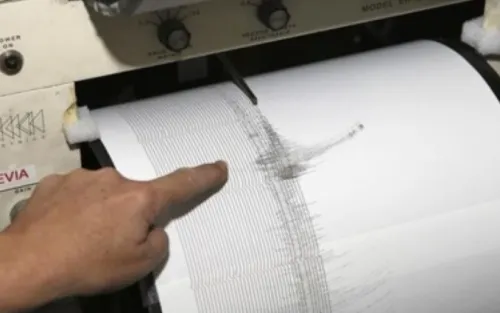 Sismo de magnitud 6.4 sacude la región de Xinjiang, China