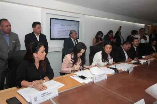 Aprueban en comisiones unidas exhorto para implementar martes ciudadanos en los 217 ayuntamientos