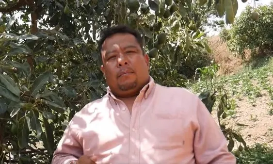 Aparecen mantas de amenazas contra candidato de Coxcatlán
