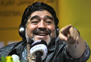 Serie biográfica de Maradona va a la televisión