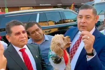 Llama Armenta a diputados entrantes a legislar para prohibir en Puebla el comercio de seres sintientes