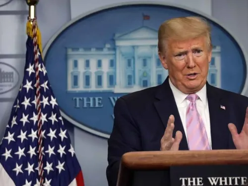 China se aprovecha de nosotros y los hemos construído: Trump