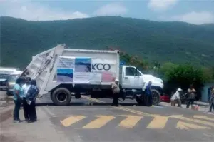 Pobladores de Tepexco acusan desvío de recursos de alcalde