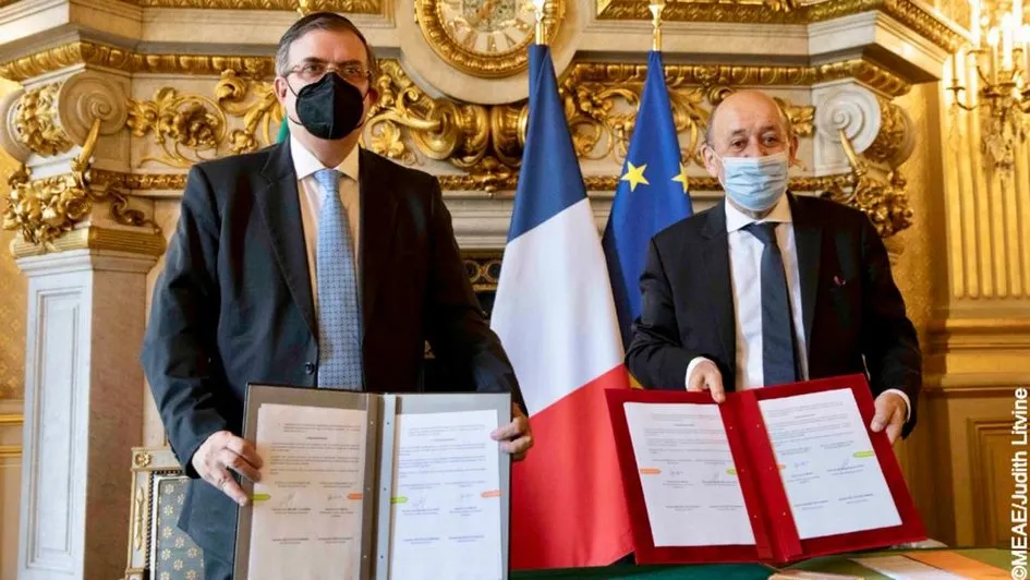 Recibe Marcelo Ebrard a ministro de Francia, Jean-Yves Le Drian