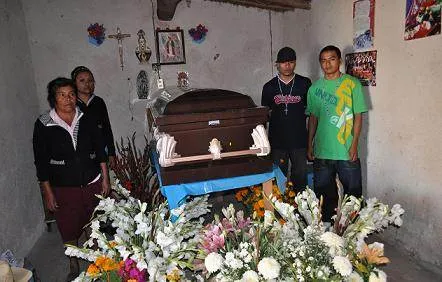 Entierran en la Mixteca al poblano muerto en NY por el huracán Sandy