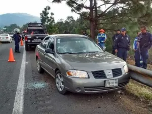 Matan a jefe policiaco de Ziracuaretiro
