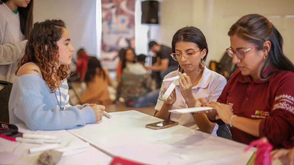 Secretaría de Mujeres de Puebla impulsa autonomía económica de mujeres con talleres y ferias laborales
