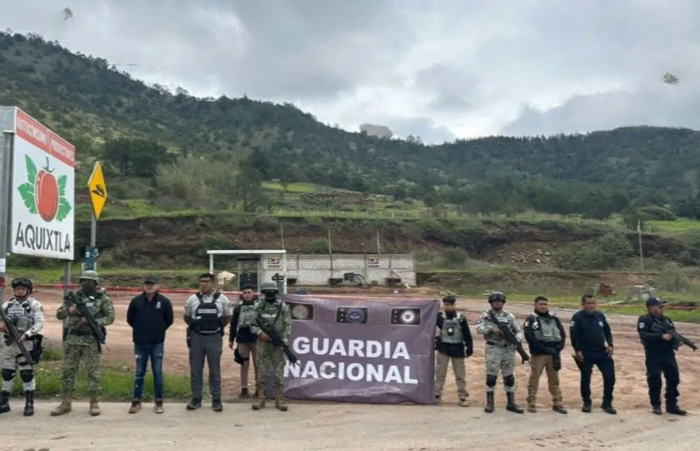 Clausuran gasolinería conectada a ductos de Pemex en Aquixtla; operaba clandestinamente