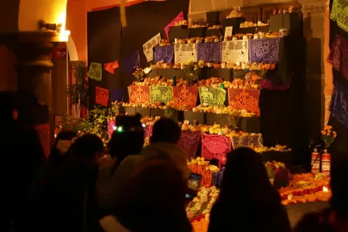 Confirman corredor de ofrendas virtual; se analiza que una parte sea presencial