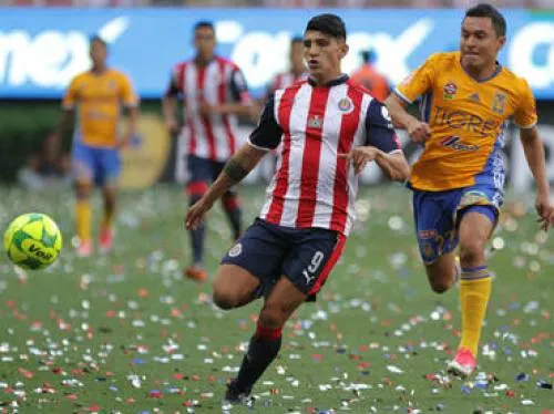 Playera de Chivas estaría limpia de patrocinadores