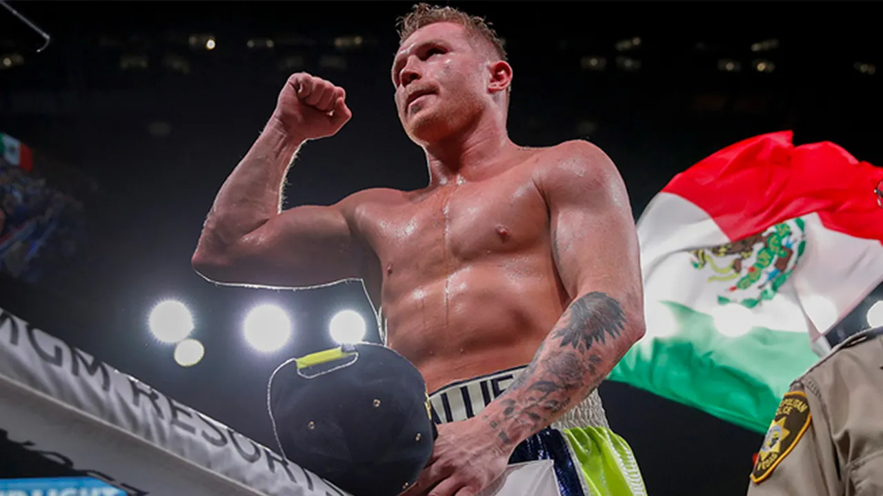 “No pasa nada si lloras”, inculca el Canelo Álvarez a su hijo