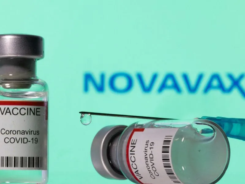 OMS aprueba vacuna covid de Novavax