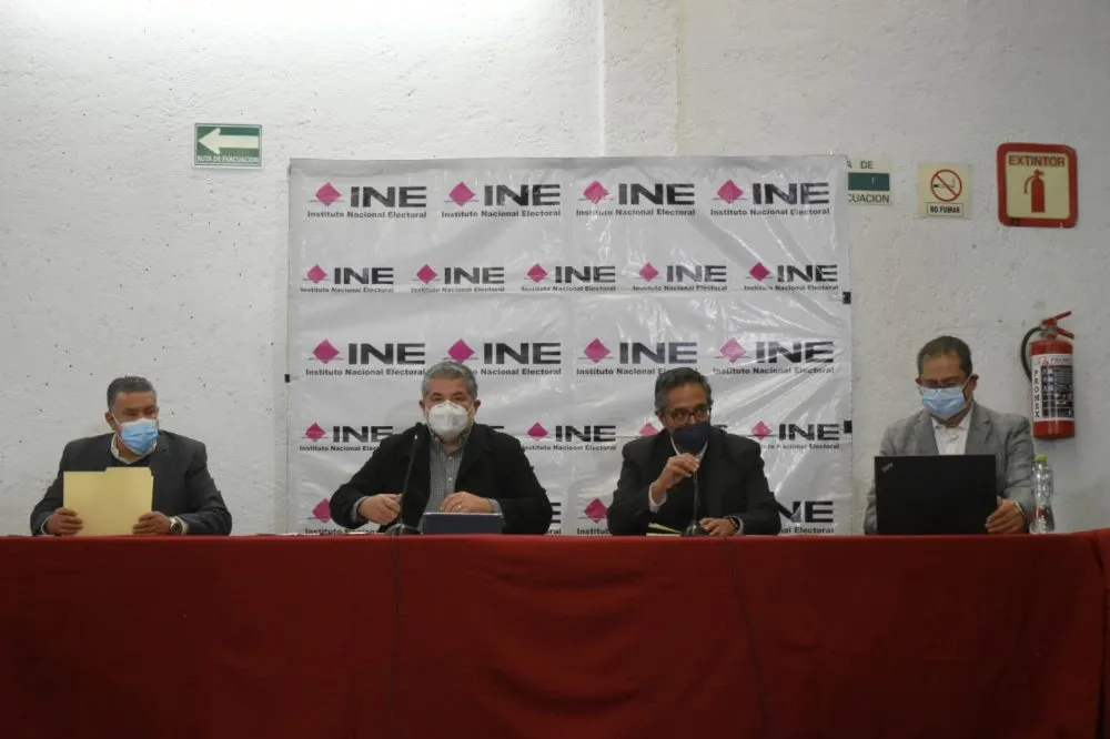 Valida el INE firmas requeridas para la consulta de Revocación