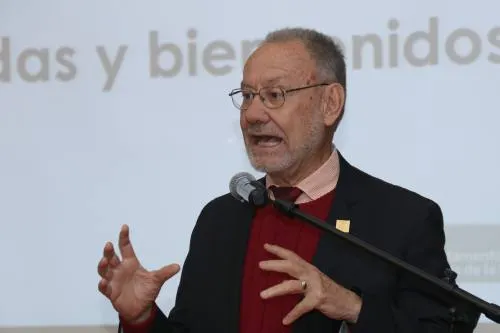 Fernando Fernández pide análisis profundo del tema de Marcial Maciel y los paraísos fiscales