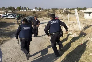 Con pistola en mano roban 476 mil pesos en Las Hadas
