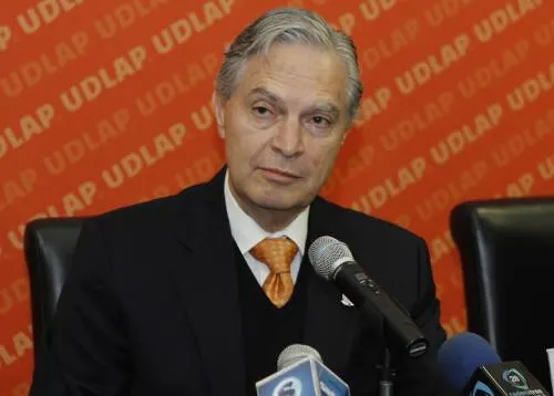 Derbez Bautista cuenta con trayectoria para contender en la elección de 2018: Especialista