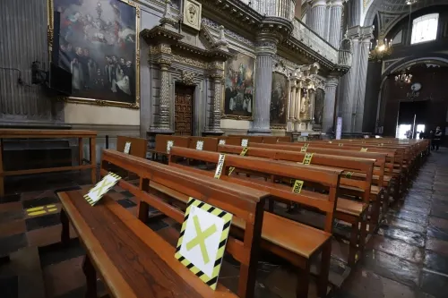 Catedral de Puebla se prepara con medidas sanitarias para su reapertura