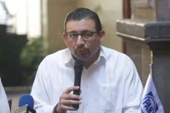 Eduardo Alcántara prepara un movimiento disidente dentro del PAN