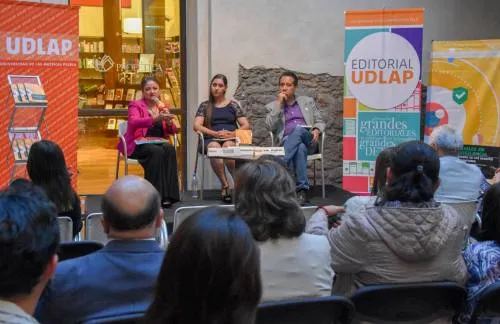 UDLAP presenta retos actuales en farmacovigilancia