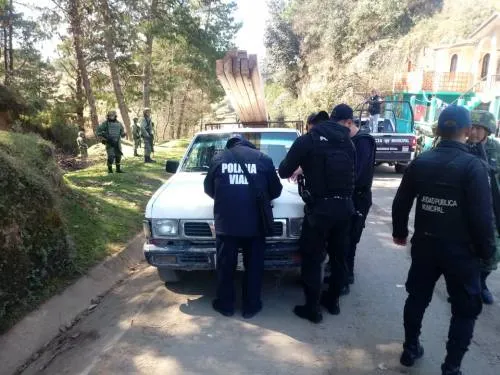 PROFEPA realiza aseguramiento precautorio de un vehículo y madera motoaserrada en Puebla