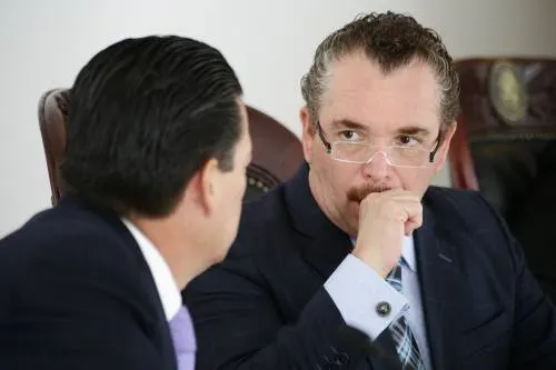 Morena pide sanciones para presidente del TEEP y que se abstenga de declarar a favor de MEA