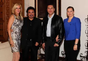 Moreno Valle y su esposa recibieron a Hugo Sánchez en Casa Puebla