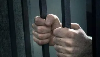 Dan cadena perpetua a hombre que se comió a su cita de Tinder