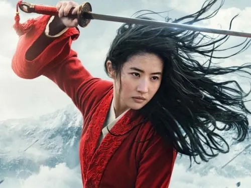 ¿Directora de Mulán revela que sí habrá canciones en el live action?