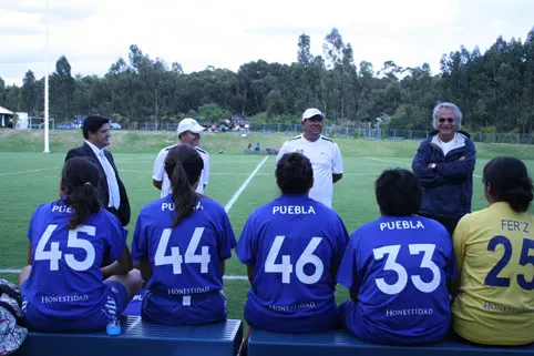 Borreguitas con boleto en mano