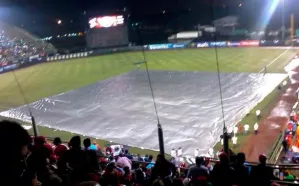 Tercero de la Serie del Rey, suspendido por lluvia