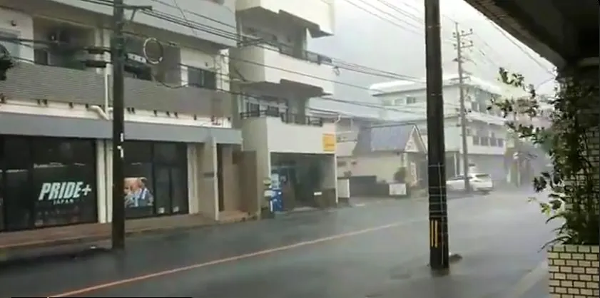 Tifón Japón