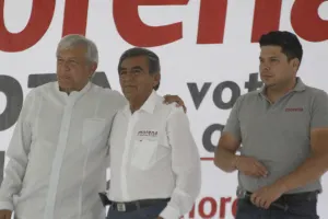 Admite Quiroz que AMLO sí promociona su imagen en Puebla