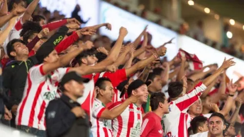 Aficionados mexicanos regresarán el viernes a estadios después de siete meses