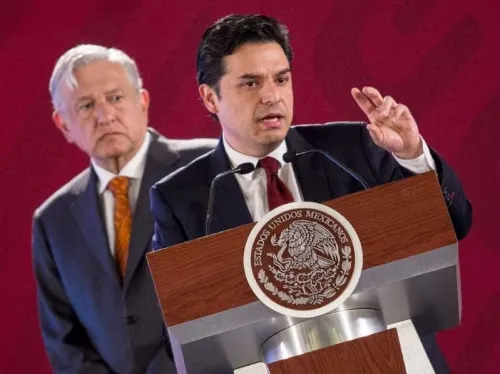Zoé Robledo, el elegido por López Obrador para el IMSS
