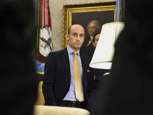 Stephen Miller, asesor de Donald Trump, da positivo a covid