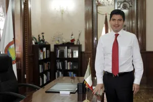 Eduardo Rivera aplaude iniciativa del Congreso para solución del conflicto territorial