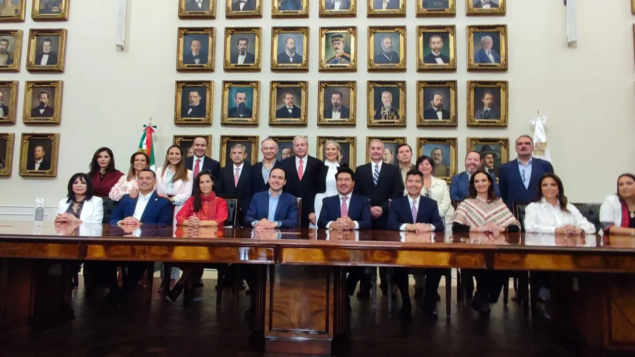 Foto:  Twitter / @anelnochebuena