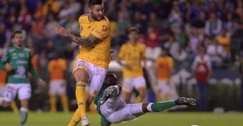 Por “Rugido” de grandeza