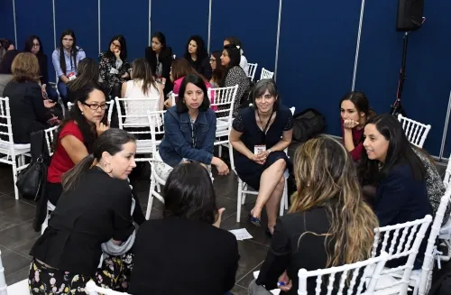 Impulsan mayor participación de las mujeres en la economía de América Latina