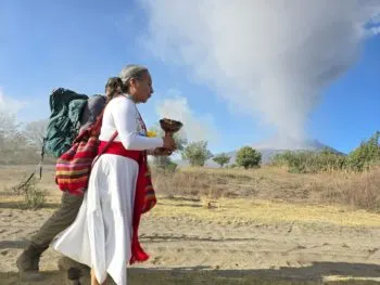 El volcán Popocatépetl está de manteles largos por su cumpleaños; “celebra” con 43 exhalaciones