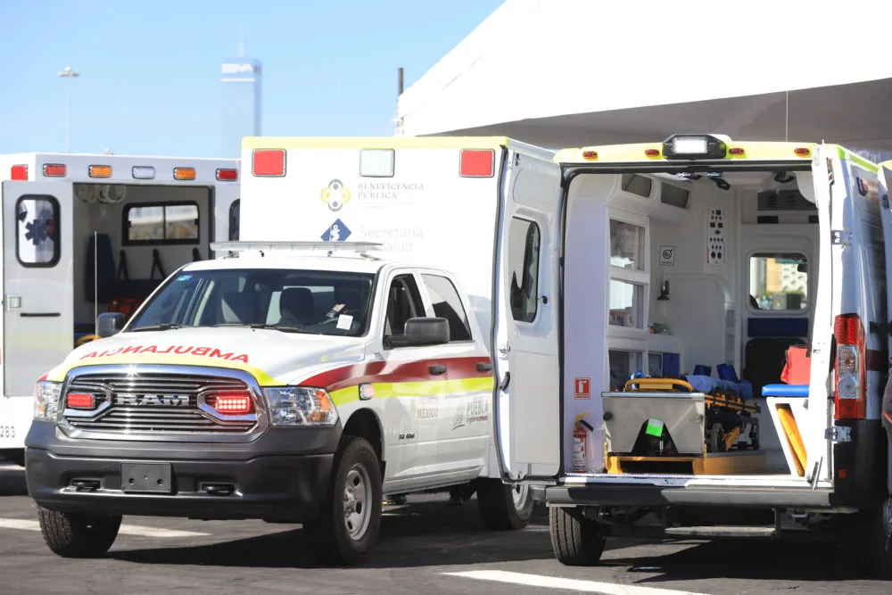Pemex donará patrullas, ambulancias y materiales para reforzar seguridad, salud e infraestructura en Puebla
