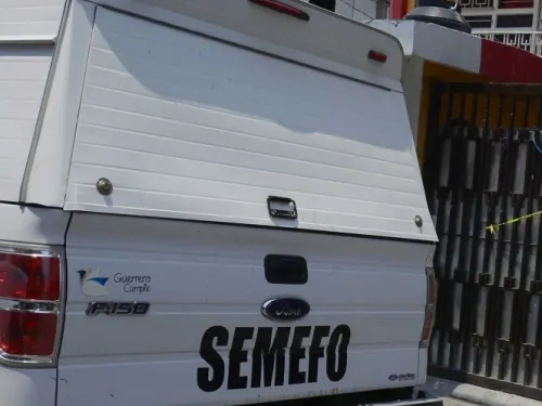 Muere tras caer de 7 metros al intentar huir de policías